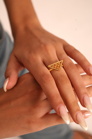 Triangle Jadeel Free-size Ring